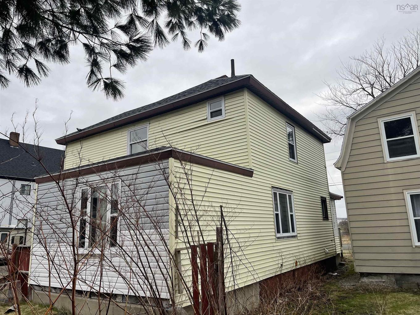 84 Intercolonial Street, Sydney, NS