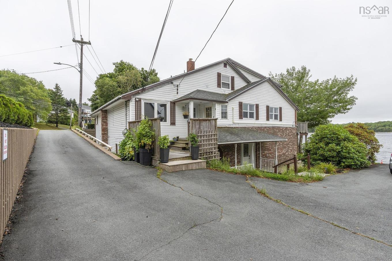 359 Waverley Road, Dartmouth, NS