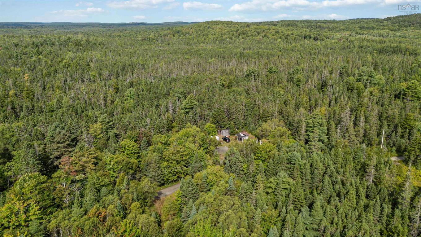 285 Huey Lake Road, Lahave, NS