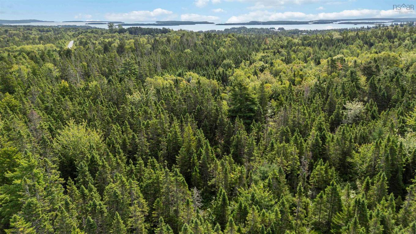 285 Huey Lake Road, Lahave, NS