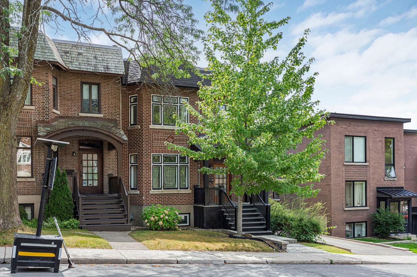 Rue - 4874 Av. Victoria, Montréal (Côte-Des-Neiges/Notre-Dame-De-Grâce), QC - Outdoor With Facade