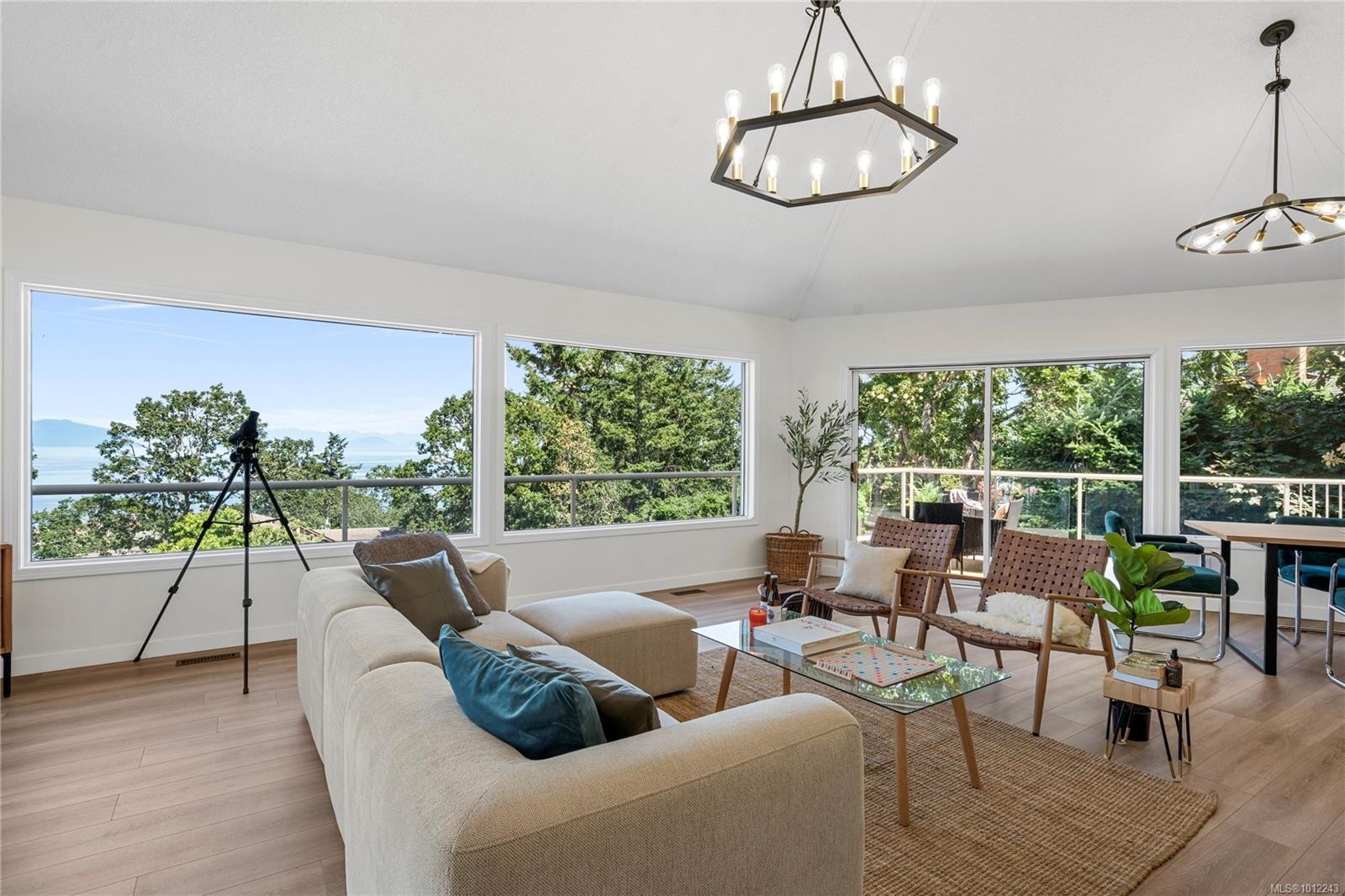 3640 Sundown Dr, Nanaimo, BC