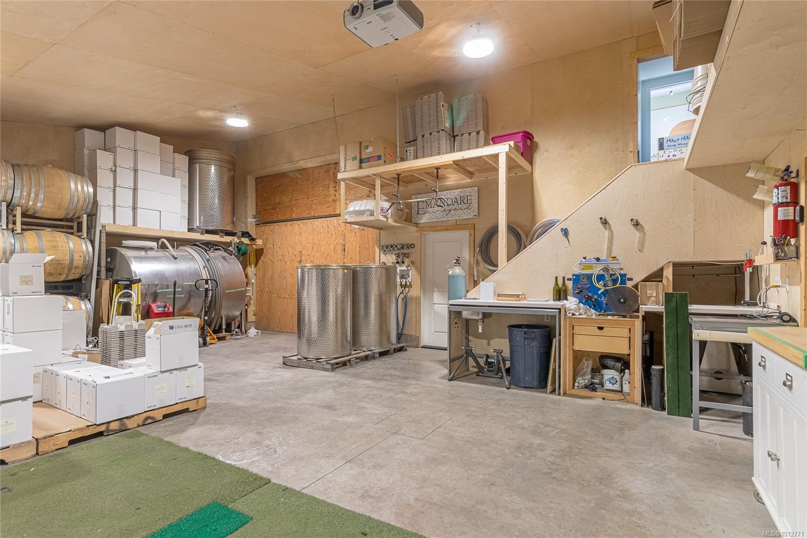 6798 Norcross Rd, Duncan, BC