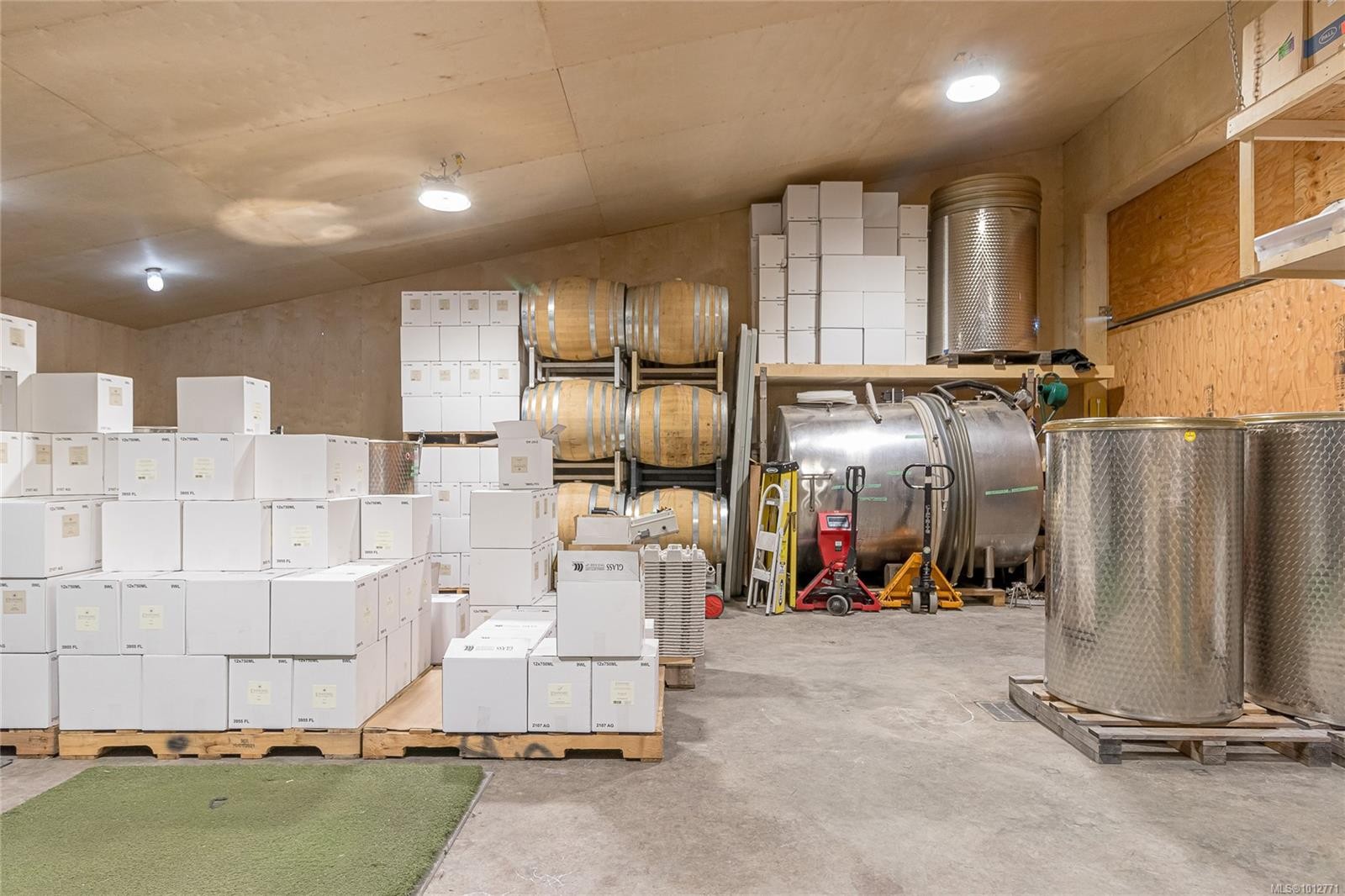 6798 Norcross Rd, Duncan, BC