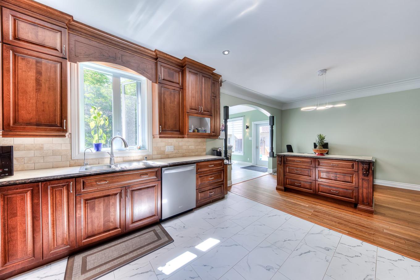 Kitchen - 162 Rue Du Sanctuaire, Saint-Colomban, QC - Indoor Photo Showing Kitchen