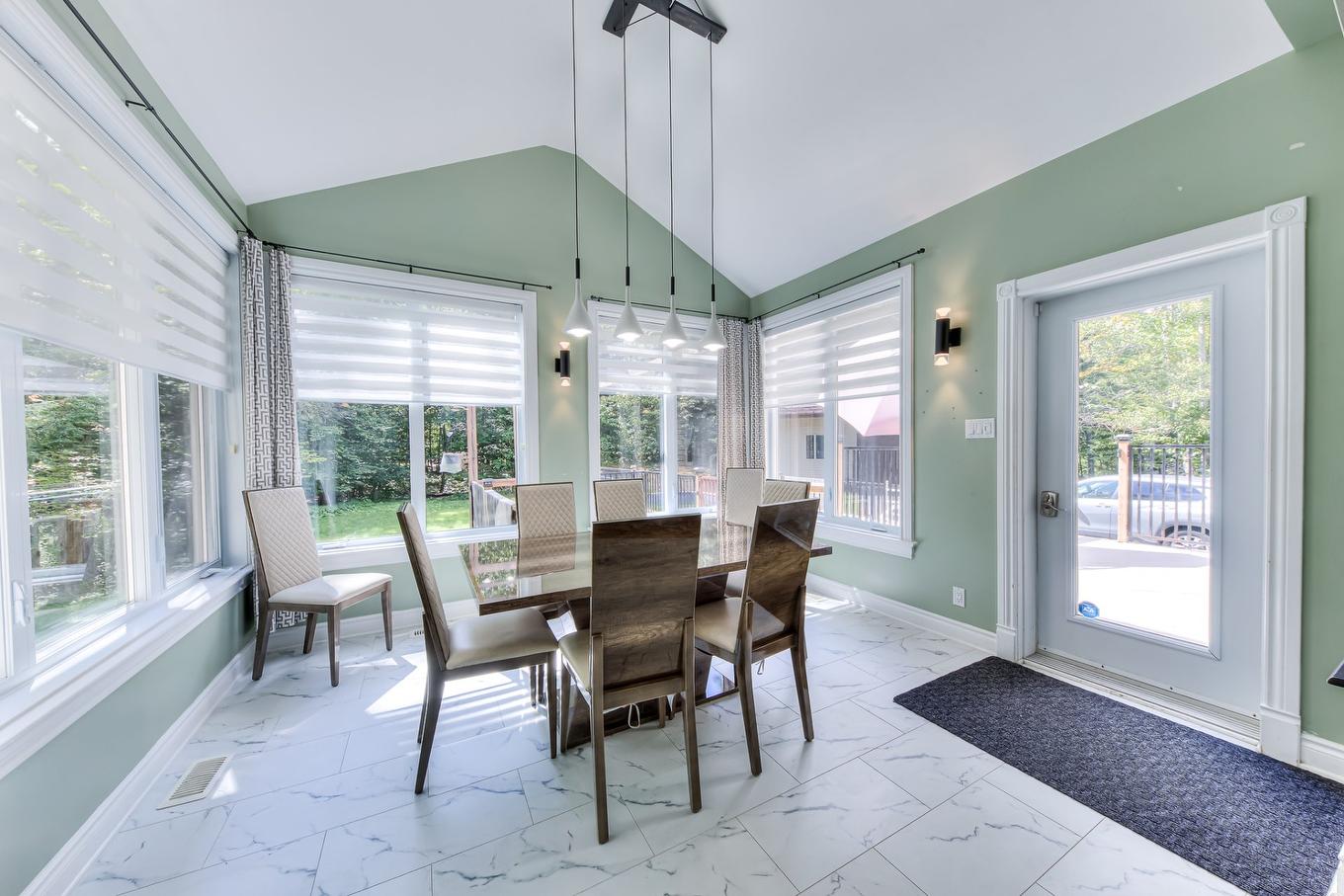 Dining room - 162 Rue Du Sanctuaire, Saint-Colomban, QC - Indoor Photo Showing Dining Room