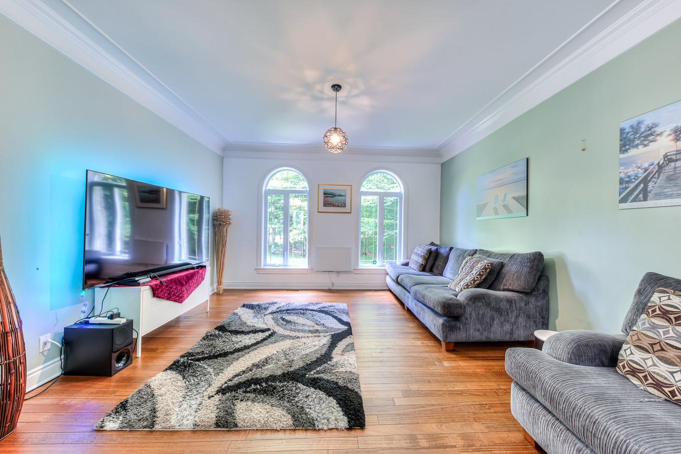 Living room - 162 Rue Du Sanctuaire, Saint-Colomban, QC - Indoor Photo Showing Living Room