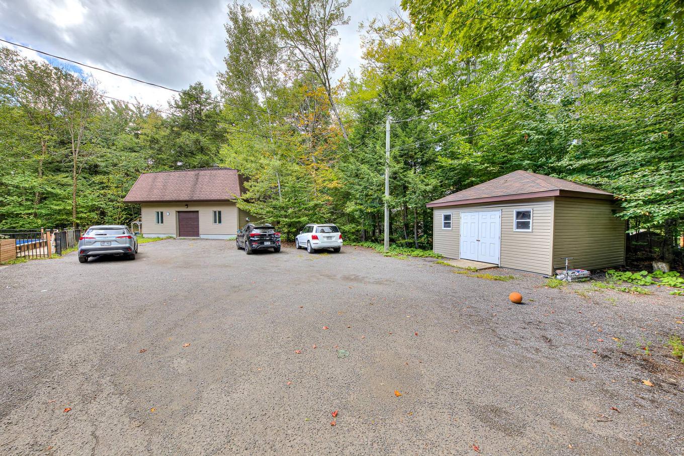 Exterior - 162 Rue Du Sanctuaire, Saint-Colomban, QC - Outdoor