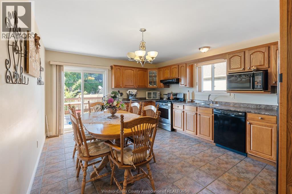 4 Francesco Court, Leamington, ON - Indoor