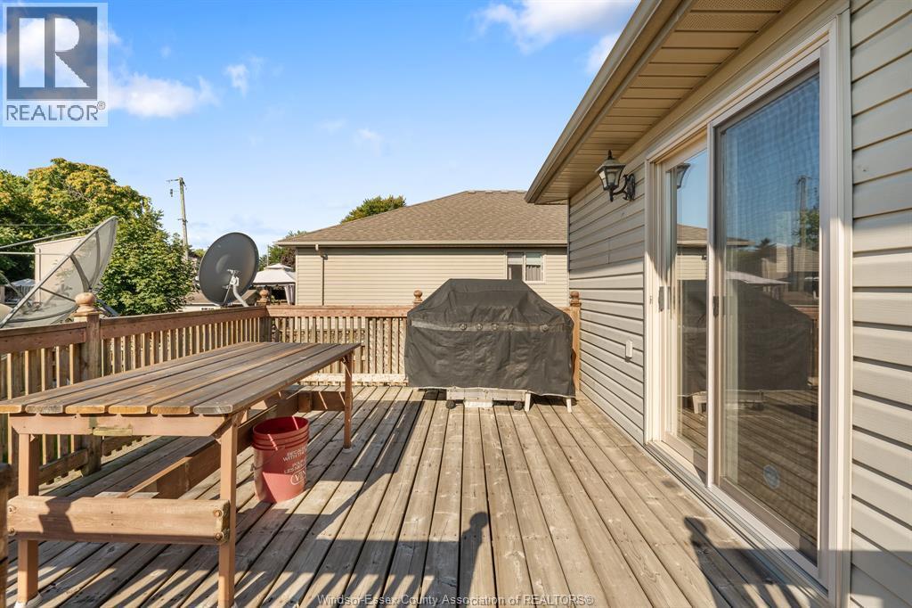 4 Francesco Court, Leamington, ON - Outdoor With Deck Patio Veranda With Exterior