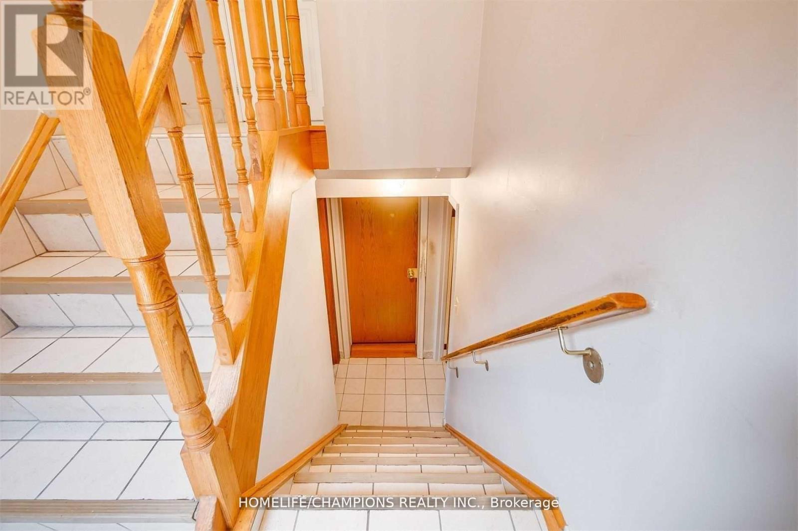 65 Whitburn Crescent, Toronto, ON - Indoor Photo Showing Other Room