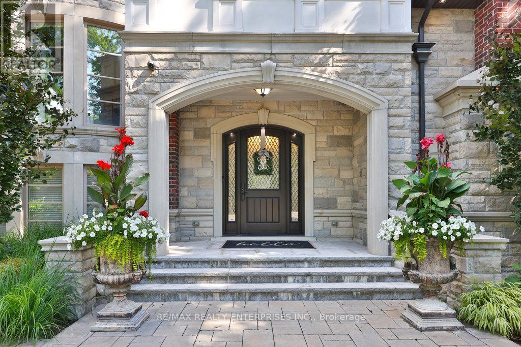 1459 Stavebank Road, Mississauga, ON - Outdoor