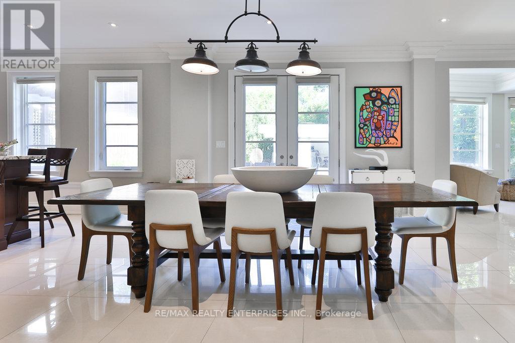 1459 Stavebank Road, Mississauga, ON - Indoor Photo Showing Dining Room