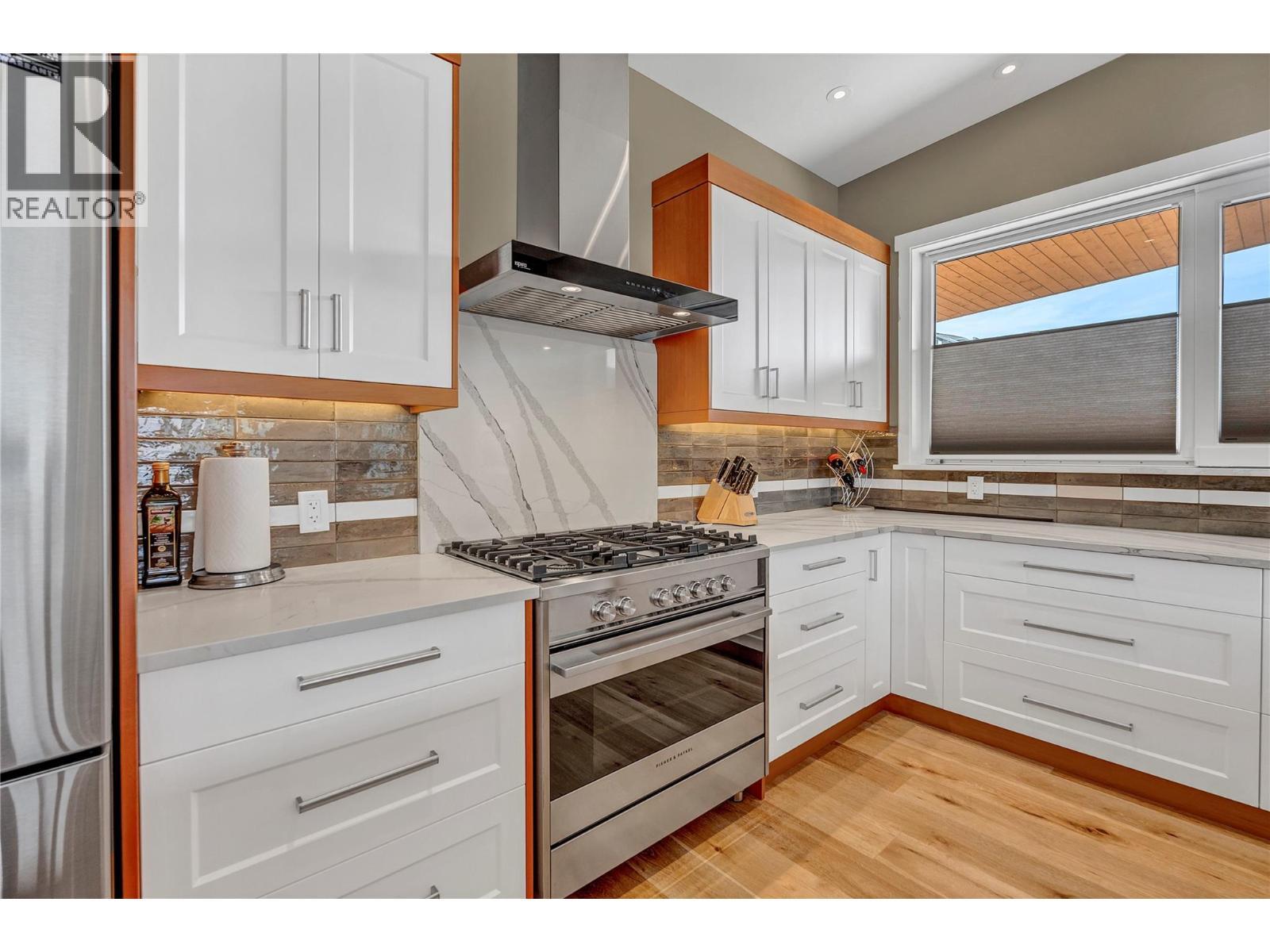 3984 Finnerty Road, Penticton, BC - Indoor Photo Showing Kitchen