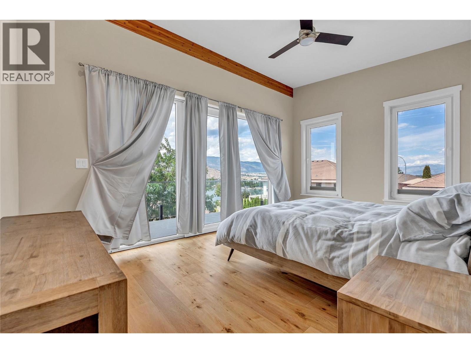3984 Finnerty Road, Penticton, BC - Indoor Photo Showing Bedroom