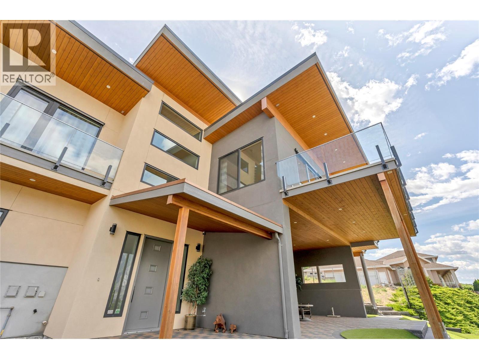 3984 Finnerty Road, Penticton, BC - Outdoor With Balcony