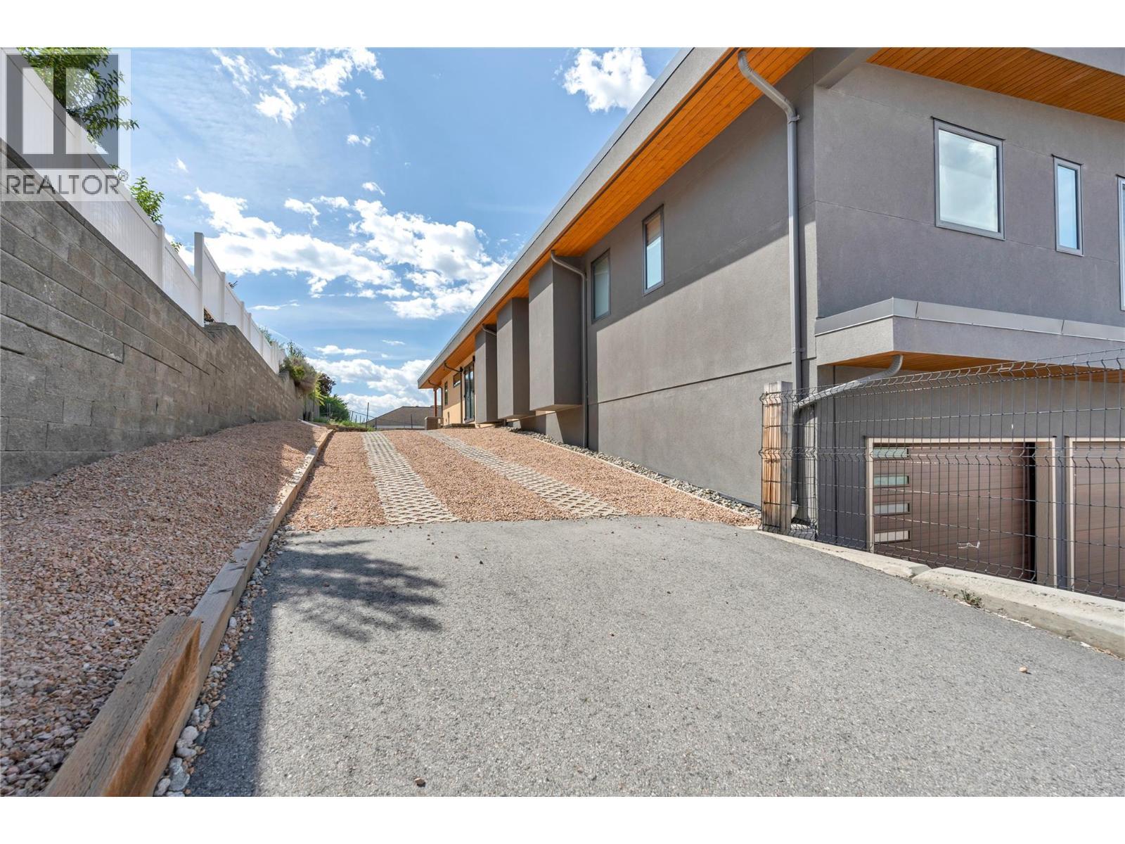 3984 Finnerty Road, Penticton, BC - Outdoor With Exterior