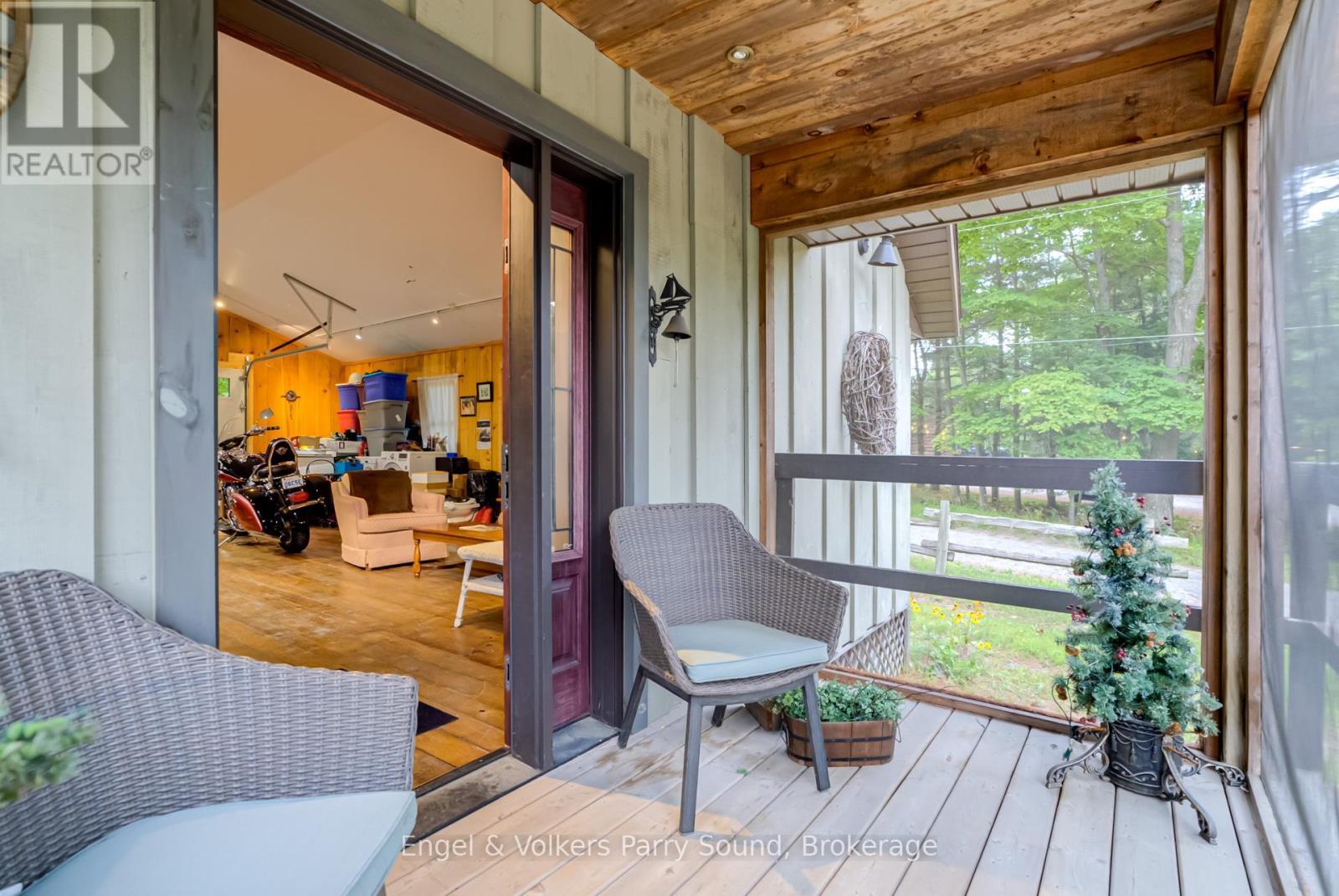 6 Little Beaver Boulevard, Seguin, ON