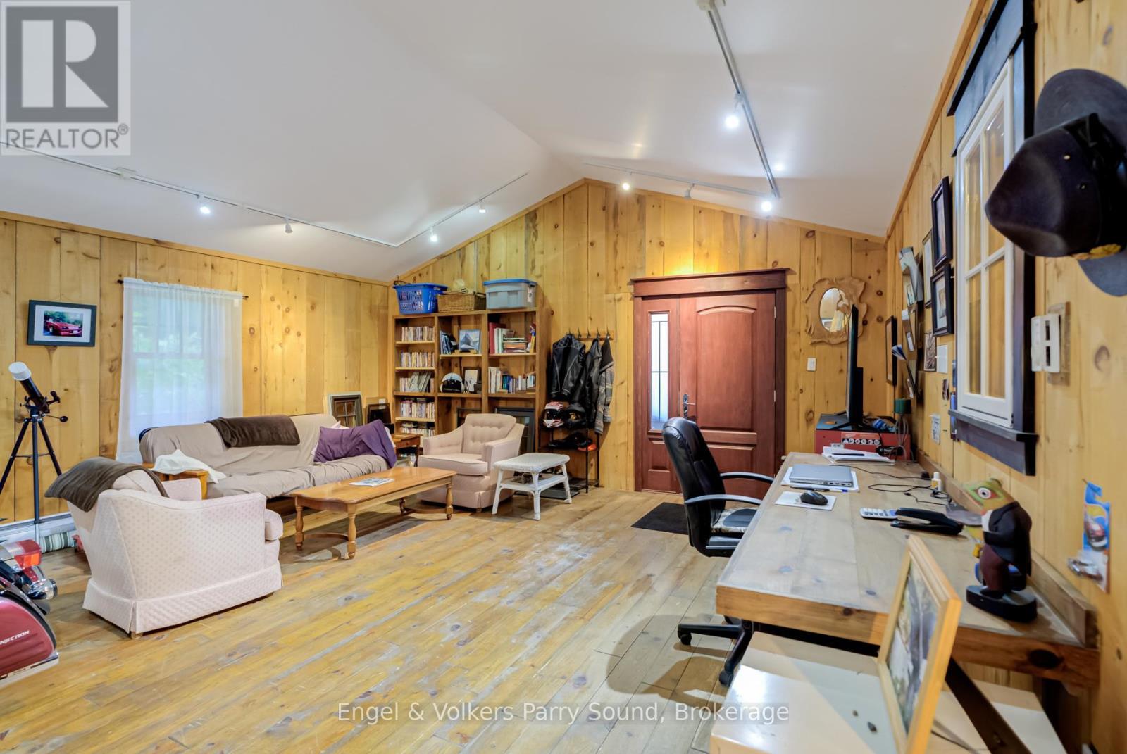 6 Little Beaver Boulevard, Seguin, ON