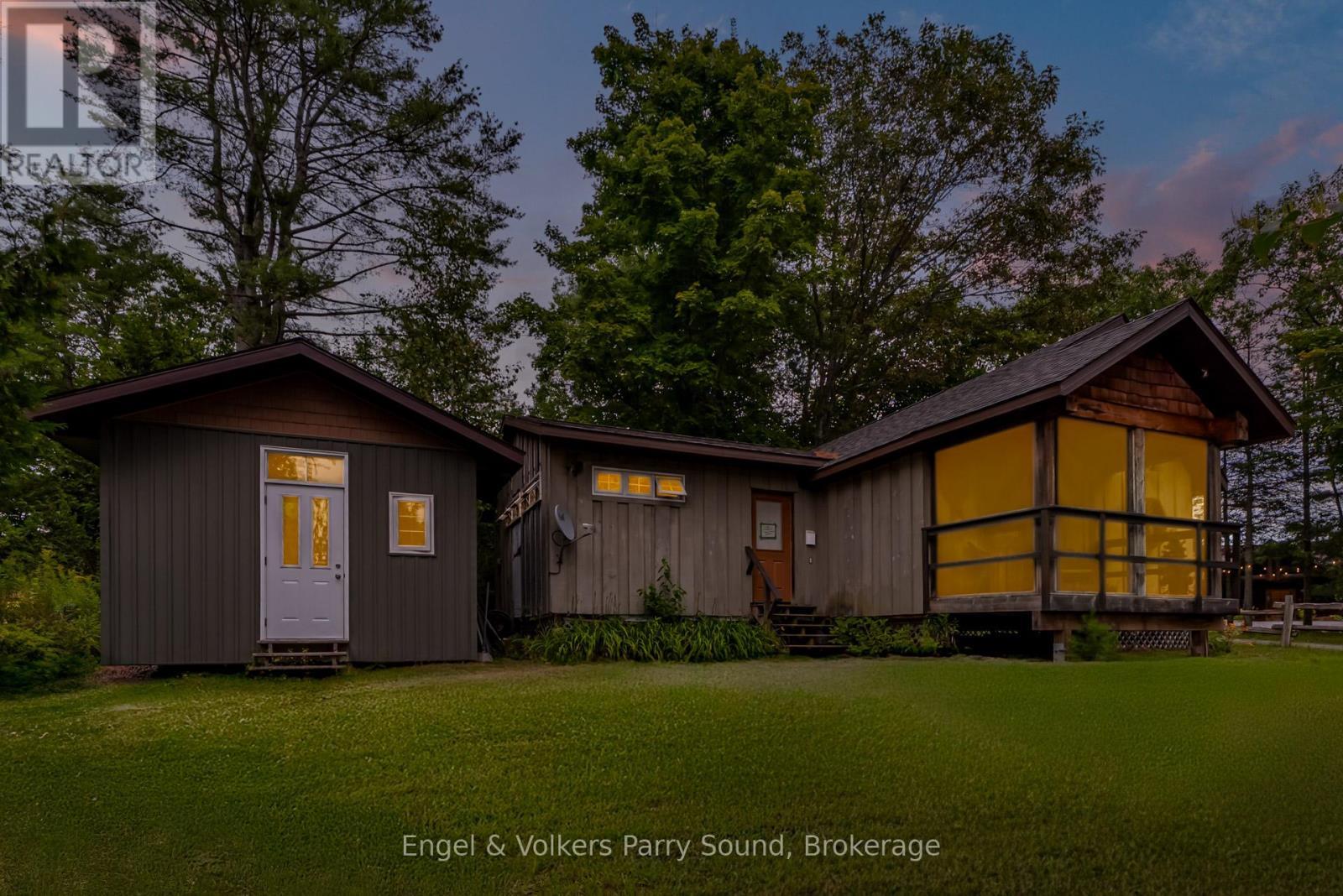 6 Little Beaver Boulevard, Seguin, ON