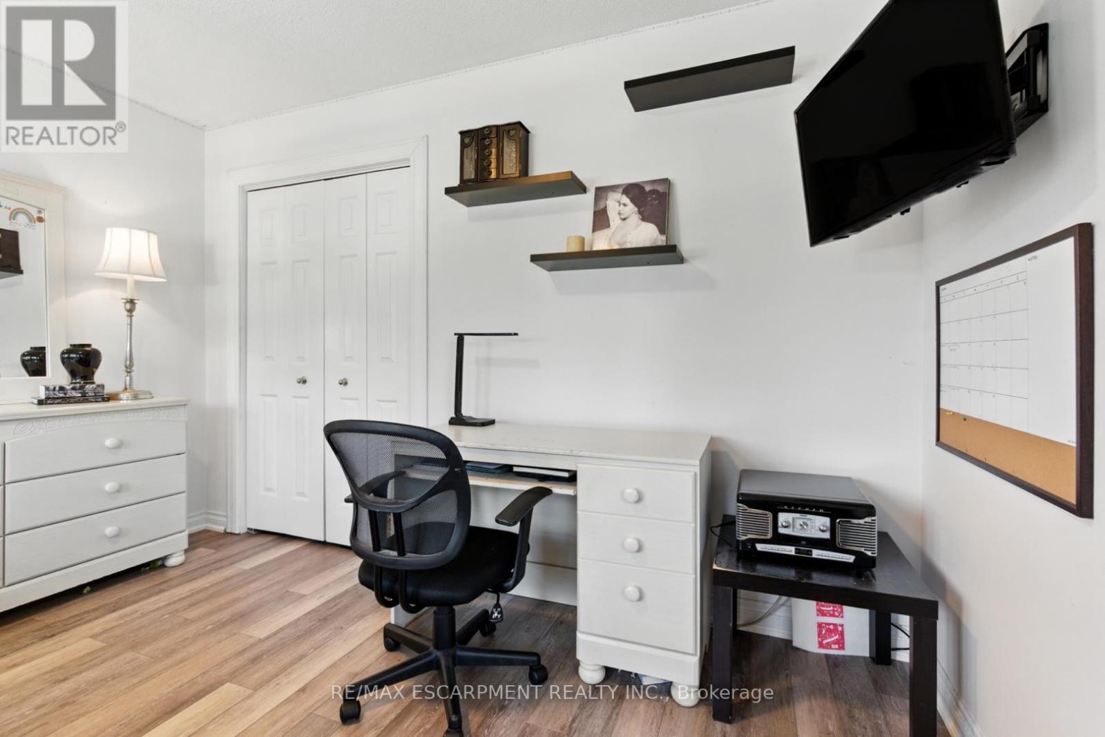 580 Deerhurst Drive, Burlington, ON - Indoor Photo Showing Office