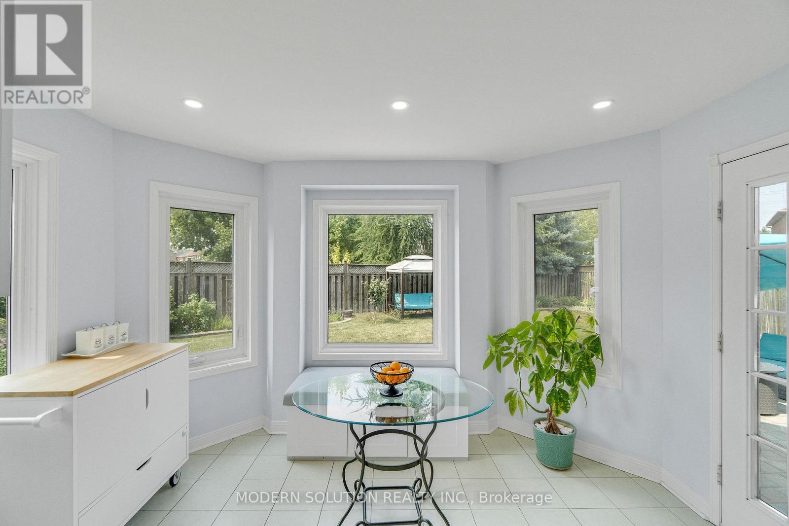 4806 Crystal Rose Drive S, Mississauga, ON - Indoor