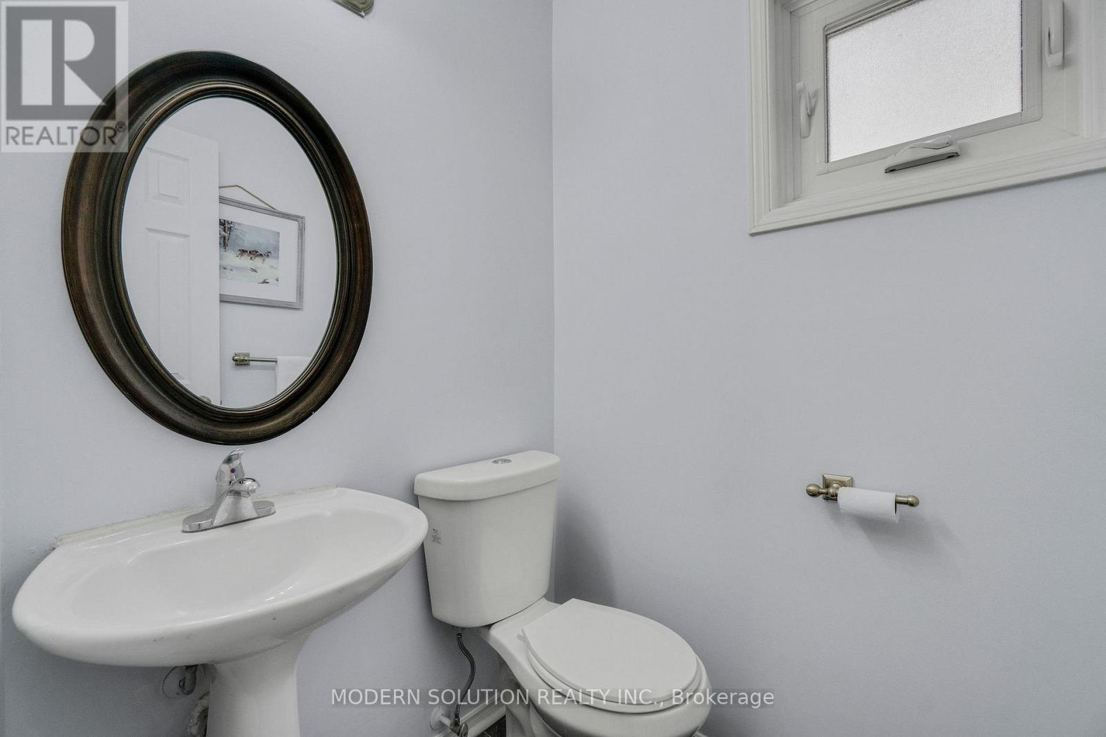 4806 Crystal Rose Drive S, Mississauga, ON - Indoor Photo Showing Bathroom
