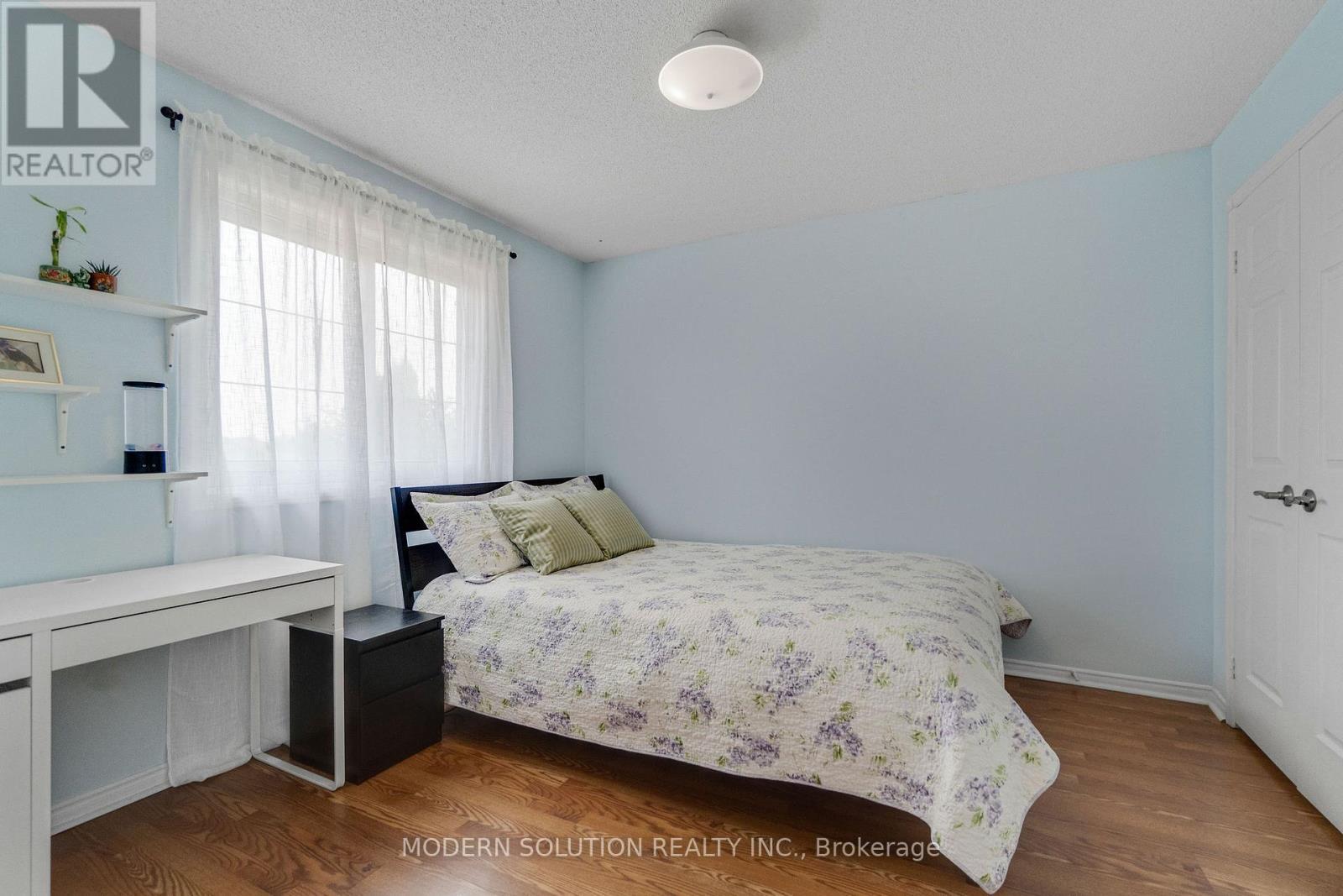 4806 Crystal Rose Drive S, Mississauga, ON - Indoor Photo Showing Bedroom