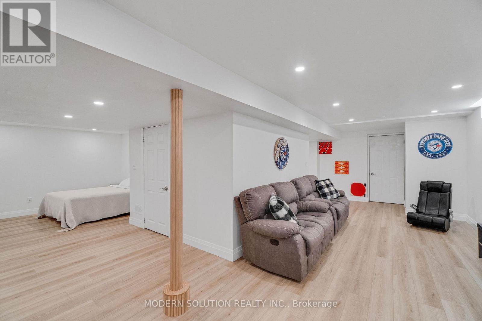 4806 Crystal Rose Drive S, Mississauga, ON - Indoor