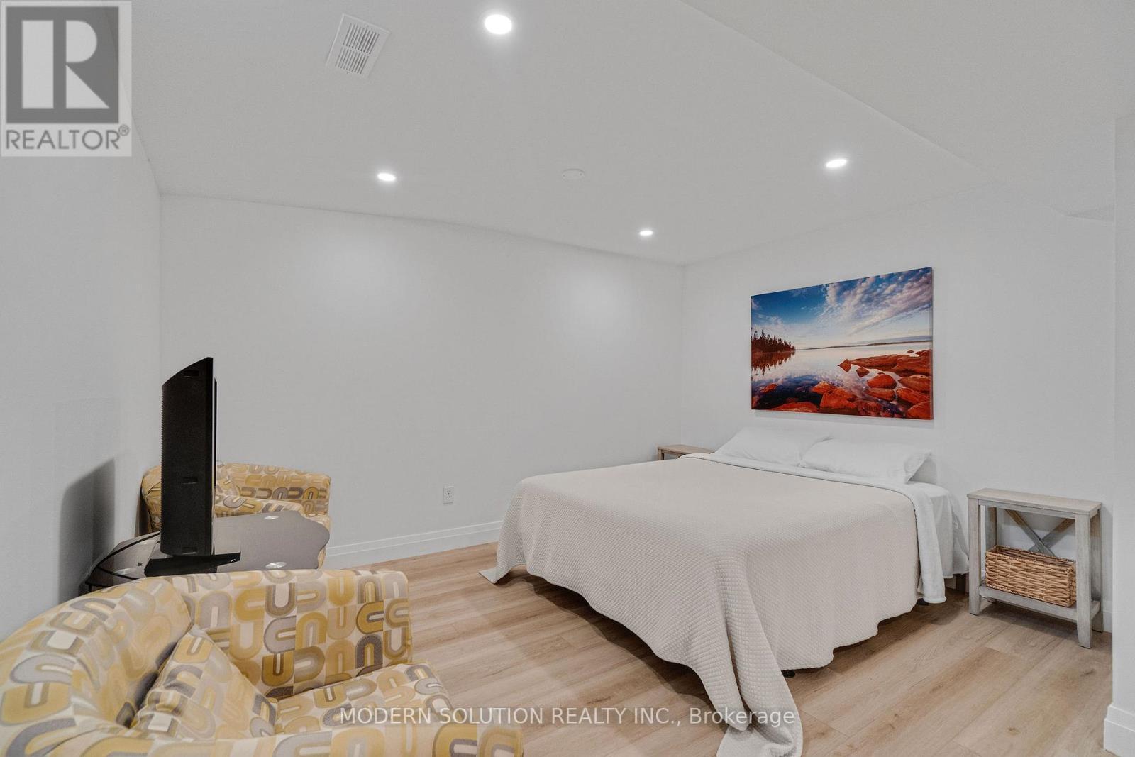 4806 Crystal Rose Drive S, Mississauga, ON - Indoor Photo Showing Bedroom