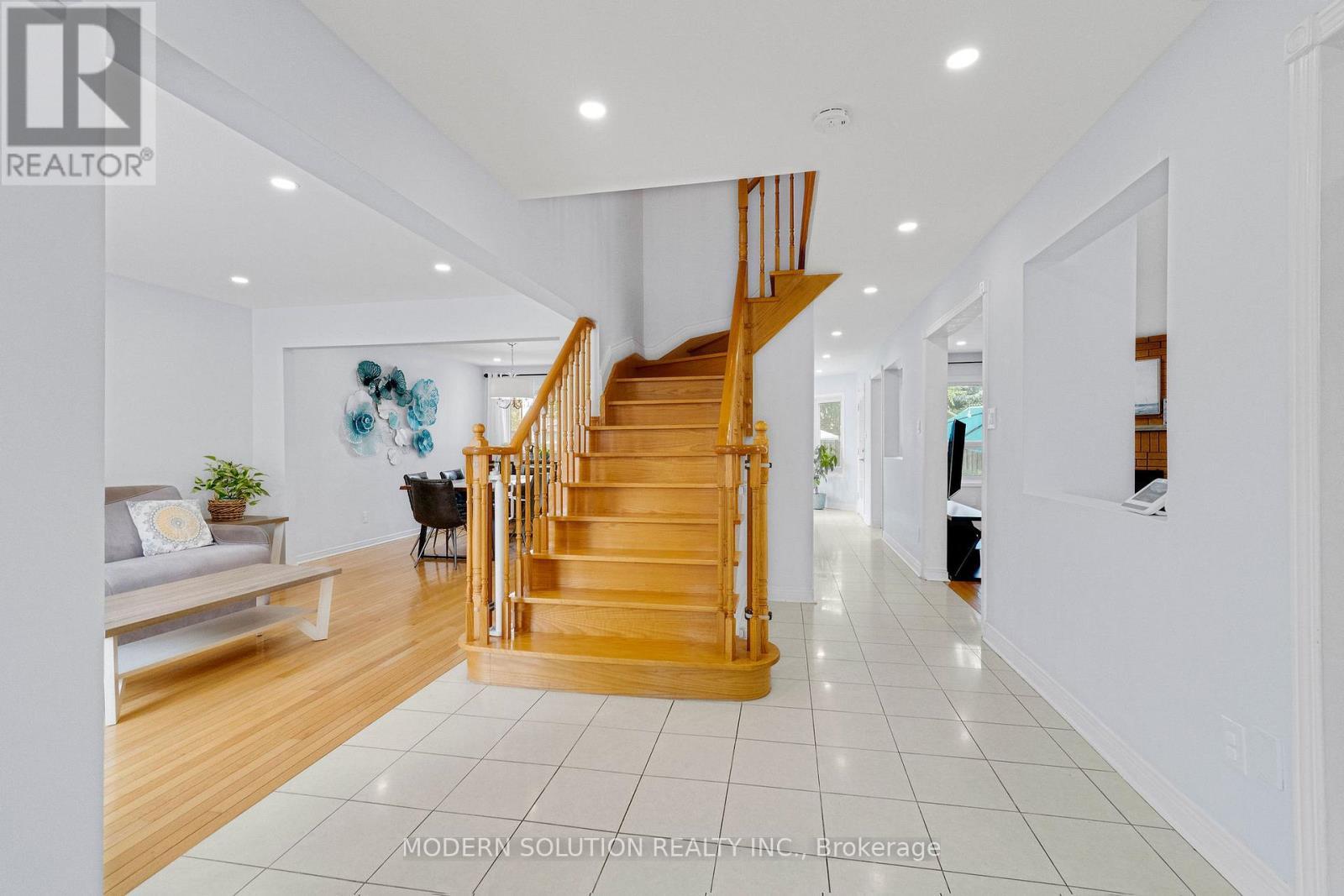 4806 Crystal Rose Drive S, Mississauga, ON - Indoor Photo Showing Other Room