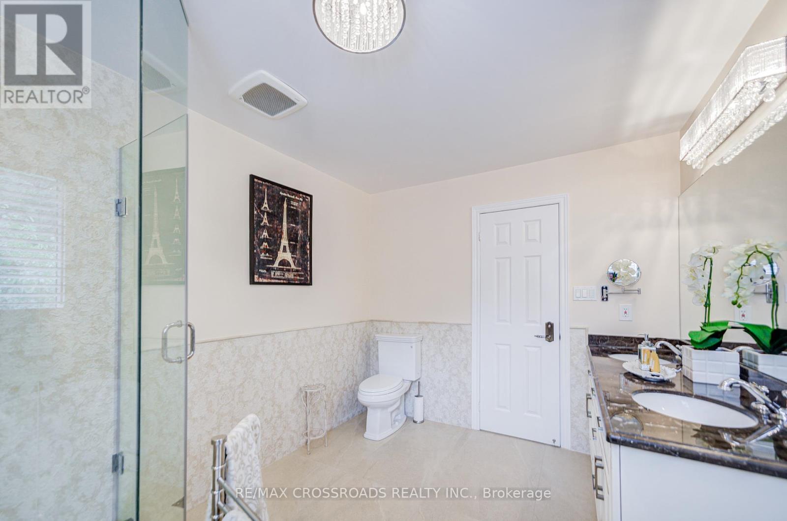 187 Summeridge Drive, Vaughan, ON - Indoor Photo Showing Bathroom