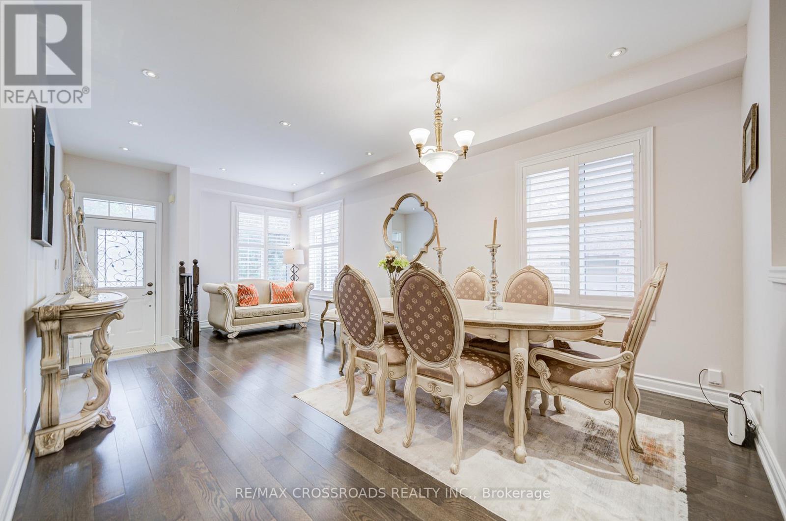 187 Summeridge Drive, Vaughan, ON - Indoor Photo Showing Dining Room