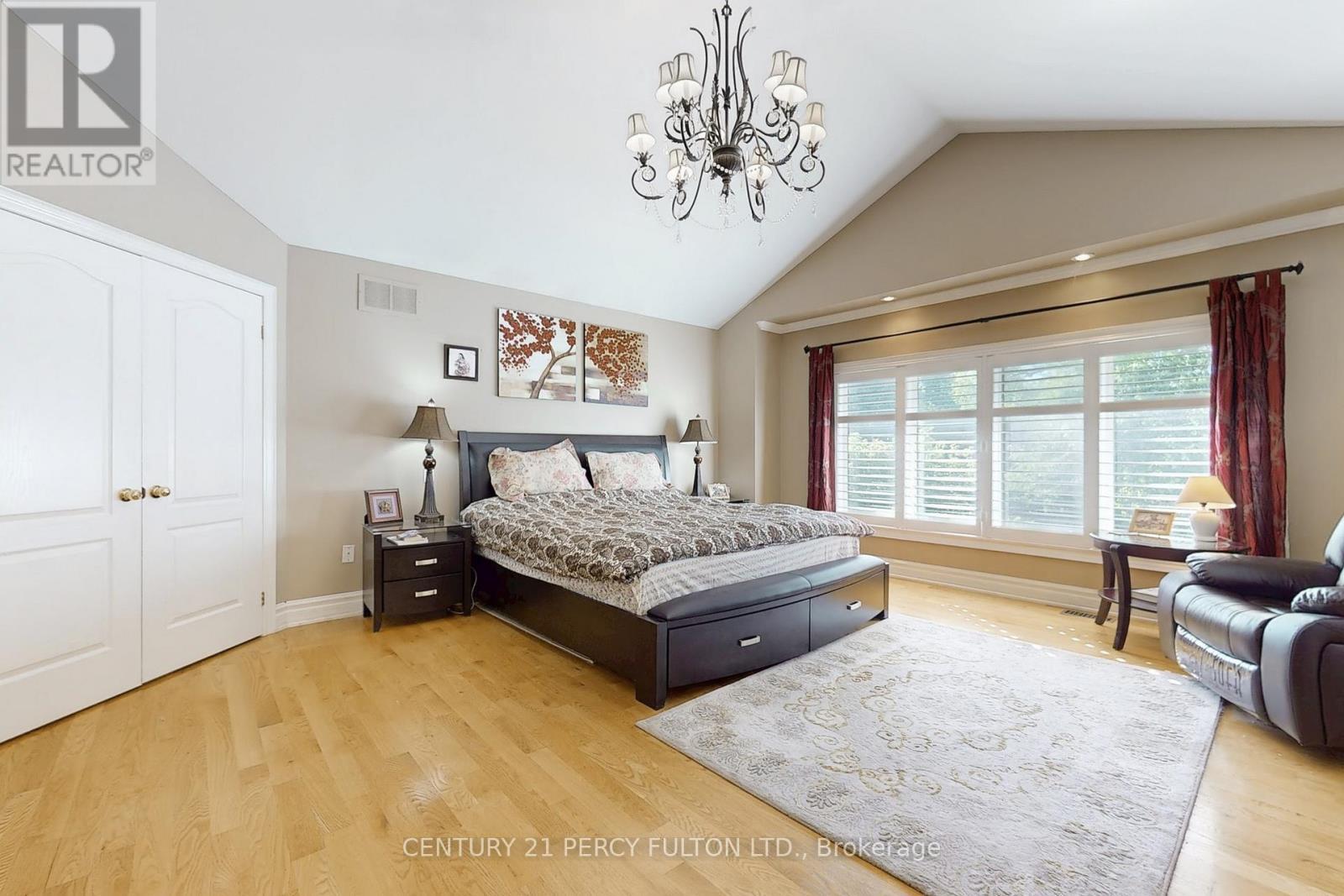 1832 Chesbro Court, Mississauga, ON - Indoor Photo Showing Bedroom