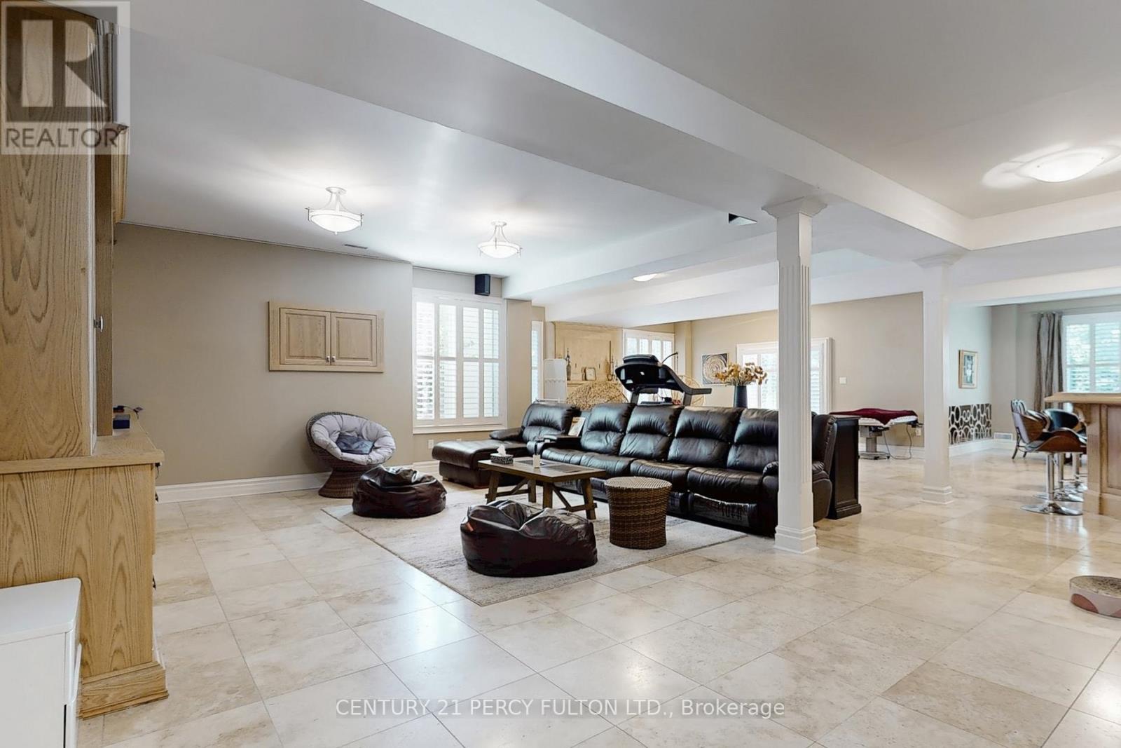 1832 Chesbro Court, Mississauga, ON - Indoor