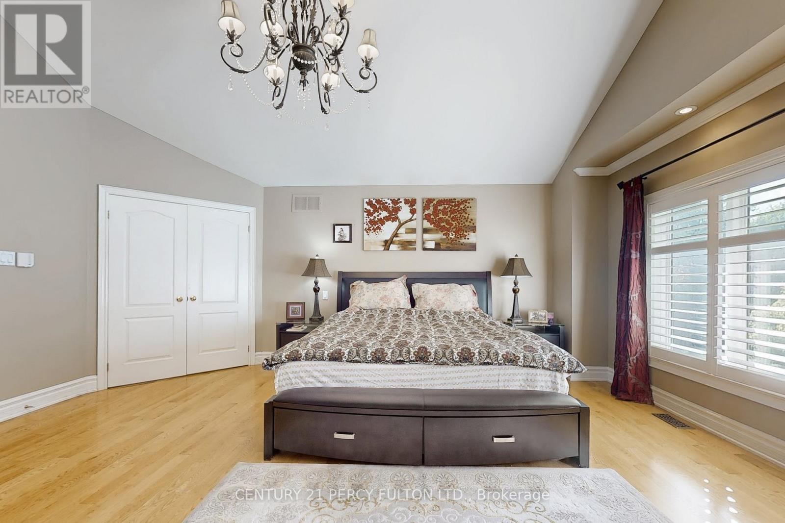 1832 Chesbro Court, Mississauga, ON - Indoor Photo Showing Bedroom