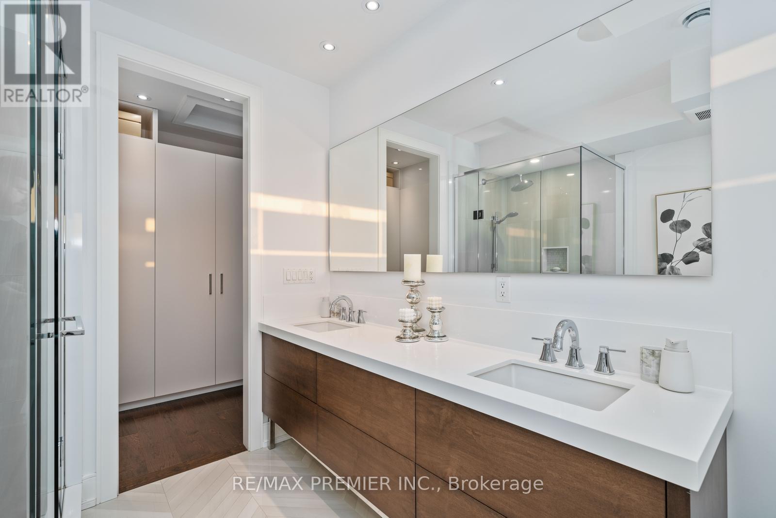 56A Bellman Avenue, Toronto, ON - Indoor Photo Showing Bathroom