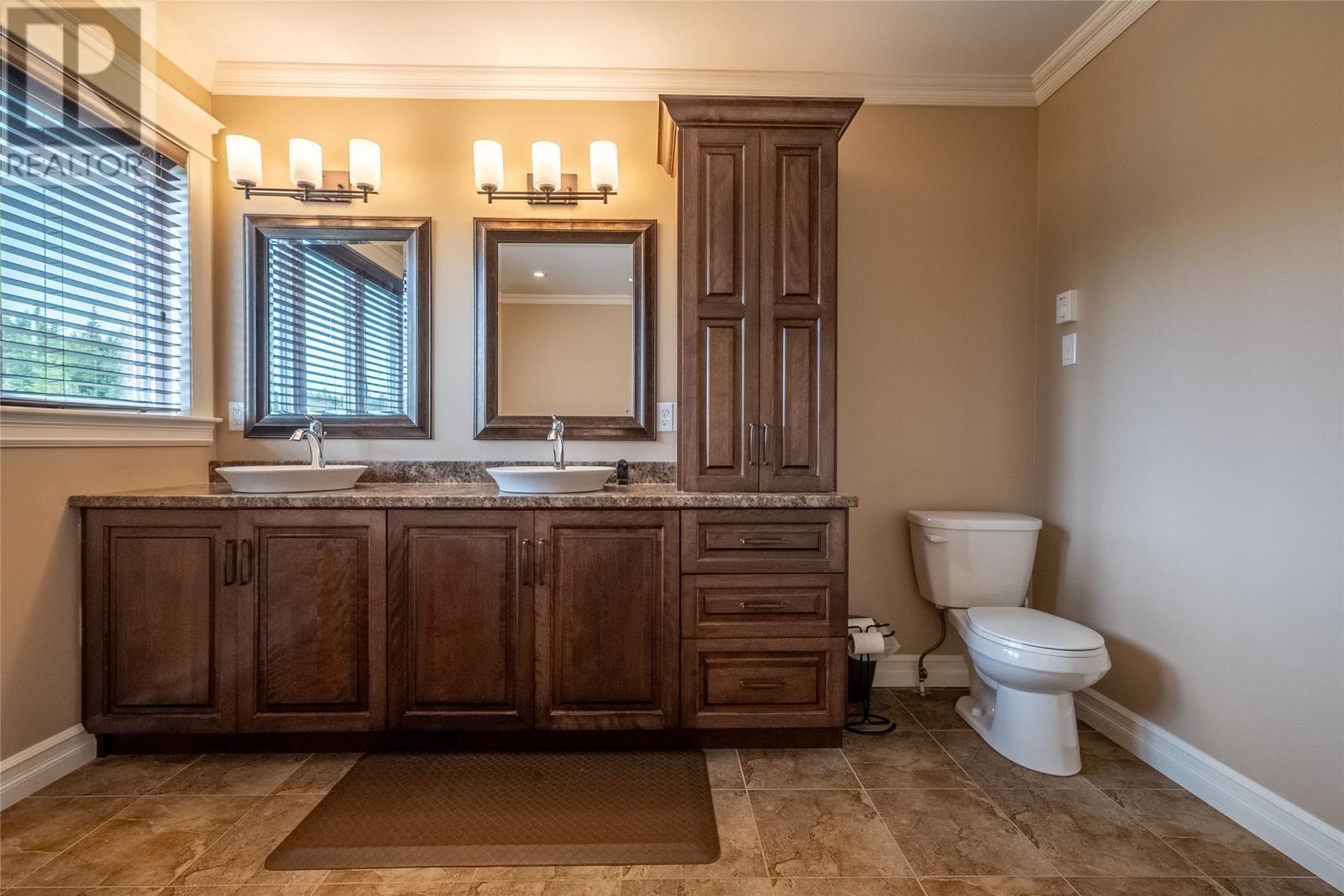 84 Farm Road, Portugal Cove St. Philips, NL - Indoor Photo Showing Bathroom