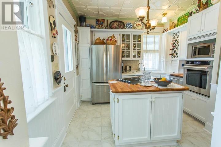 31 Taylor St, Bruce Mines, ON - Indoor Photo Showing Kitchen