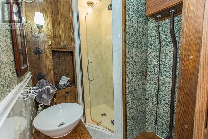 31 Taylor St, Bruce Mines, ON - Indoor Photo Showing Bathroom