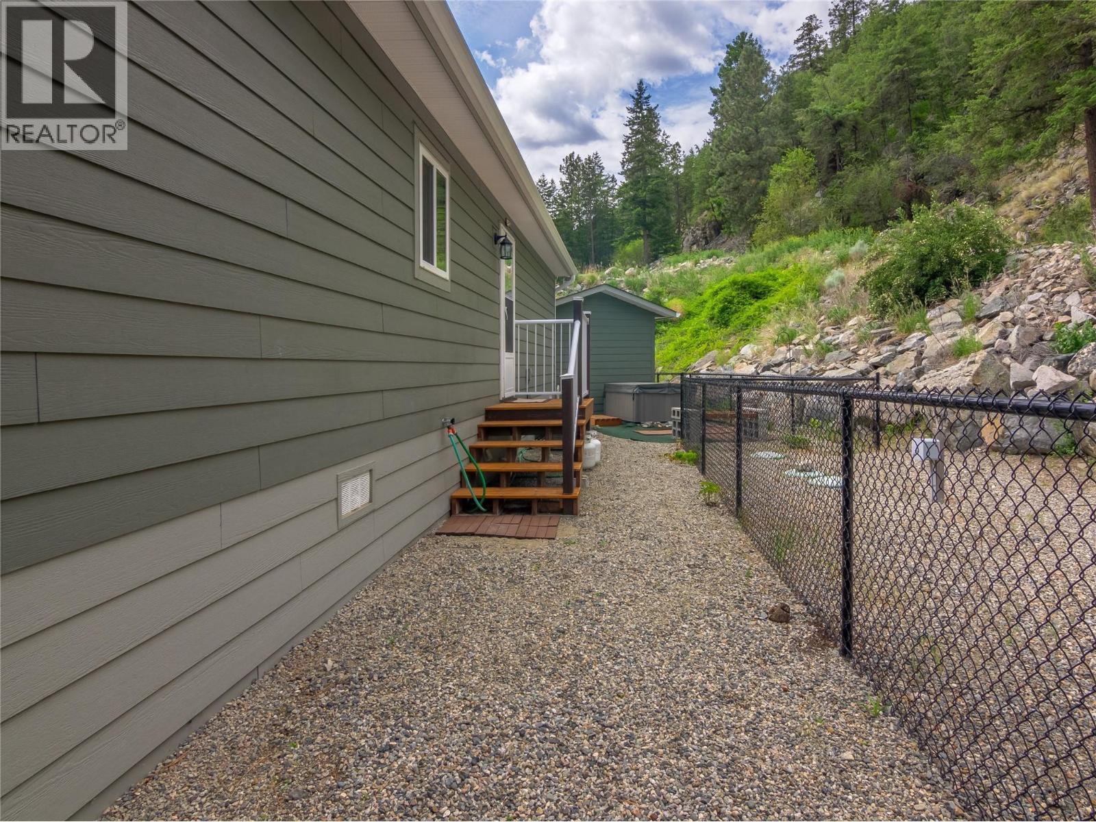 1340 Hwy 3A Highway Unit# 13, Keremeos, BC