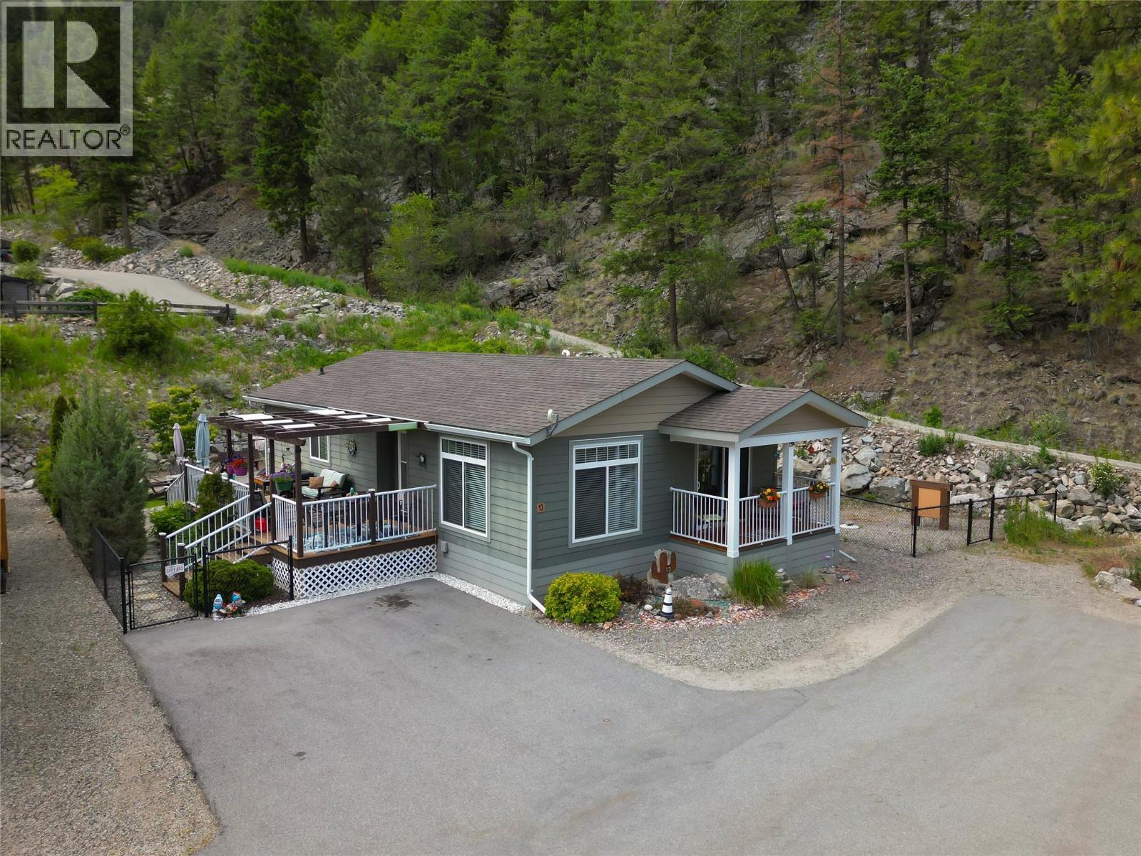 1340 Hwy 3A Highway Unit# 13, Keremeos, BC