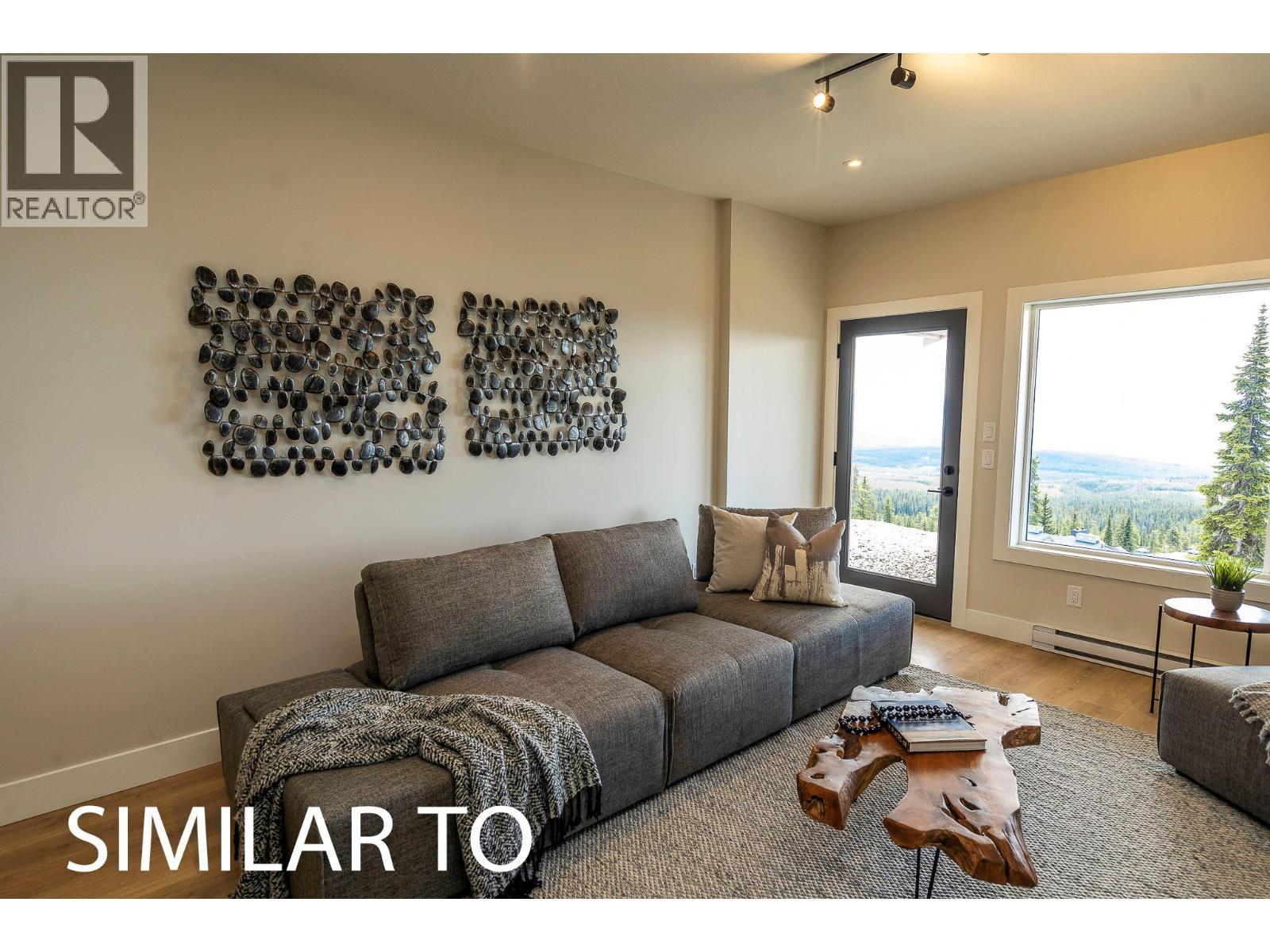 225A Grizzly Ridge Trail, Big White, BC - Indoor Photo Showing Living Room