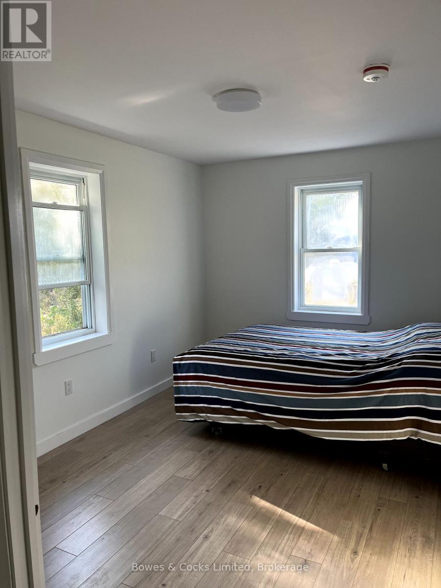138 Weslemkoon Lake Road, Tudor And Cashel (Tudor Ward), ON - Indoor Photo Showing Bedroom