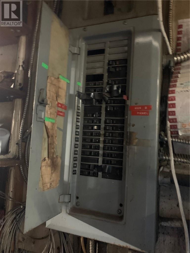 103-105 Front, Spanish, ON