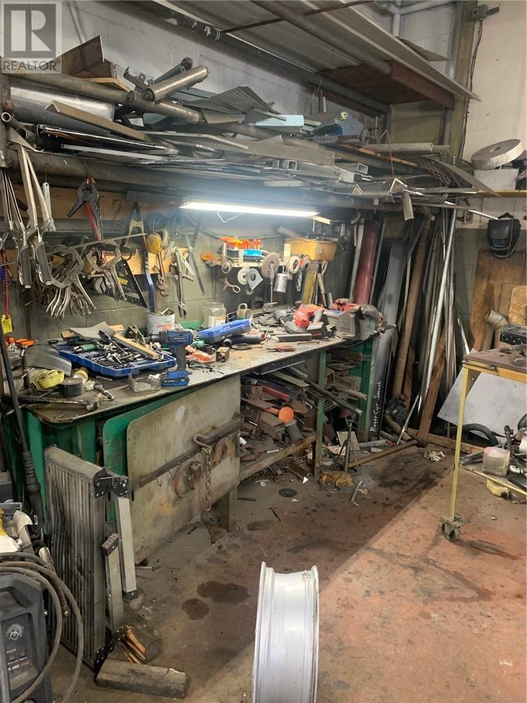 103-105 Front, Spanish, ON