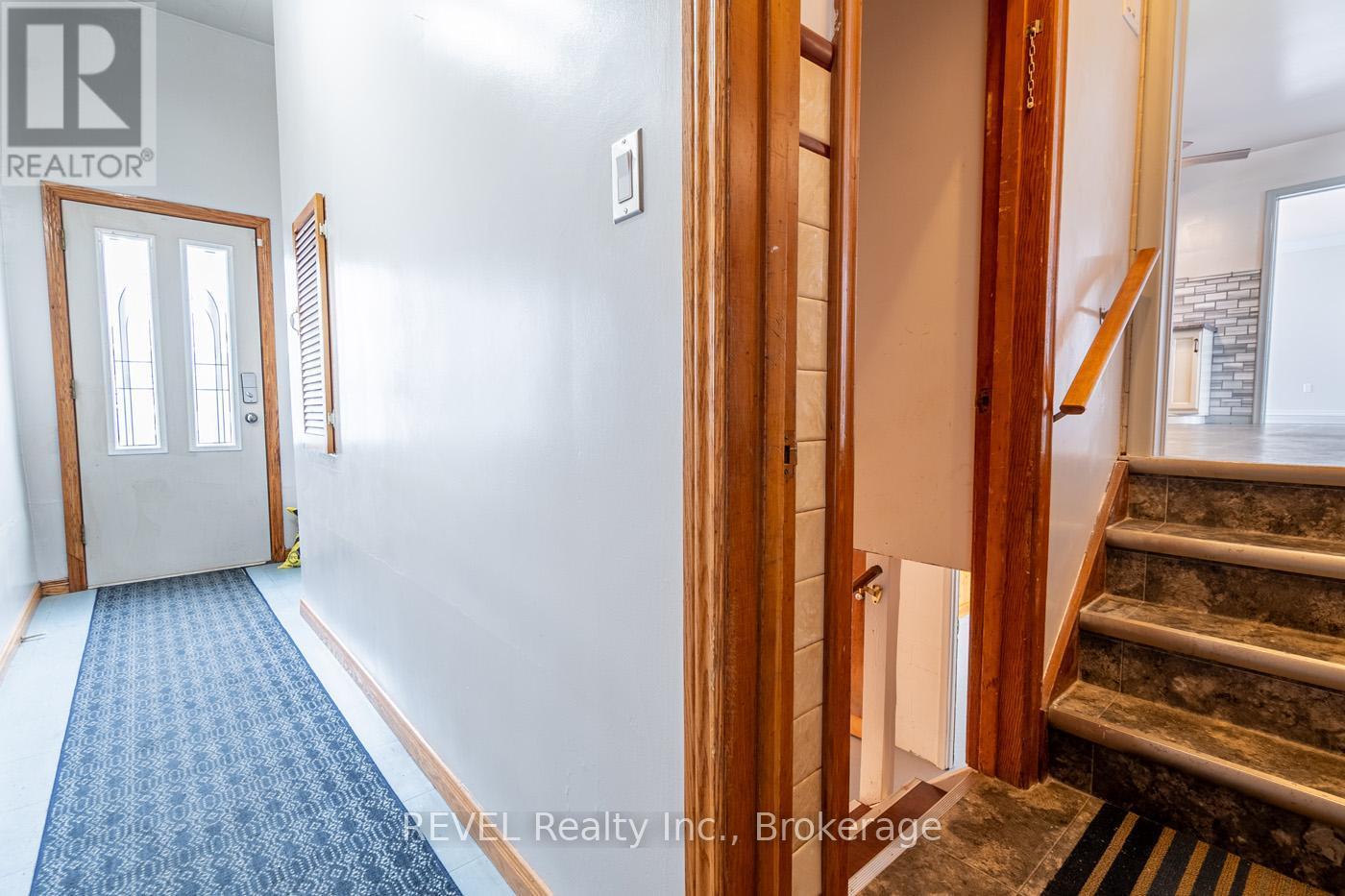 181 Cross Street, Port Colborne (Killaly East), ON - Indoor Photo Showing Other Room