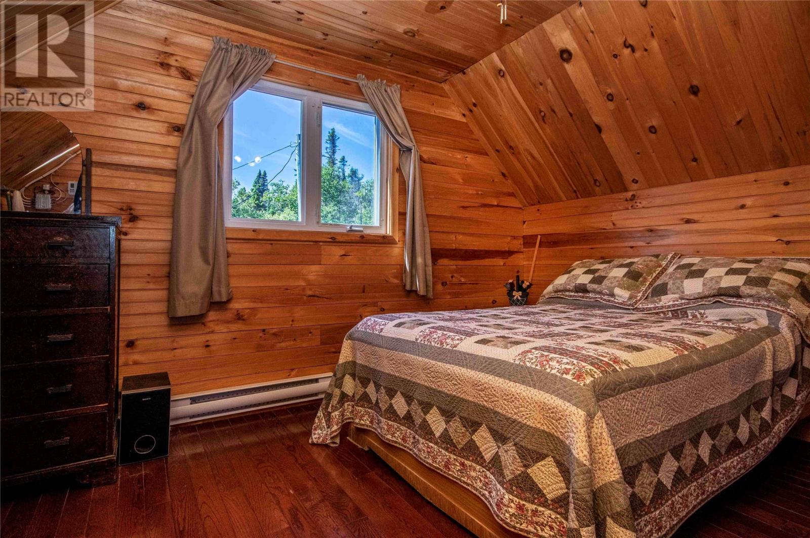19 Burnt Point Road, Spread Eagle, NL - Indoor Photo Showing Bedroom