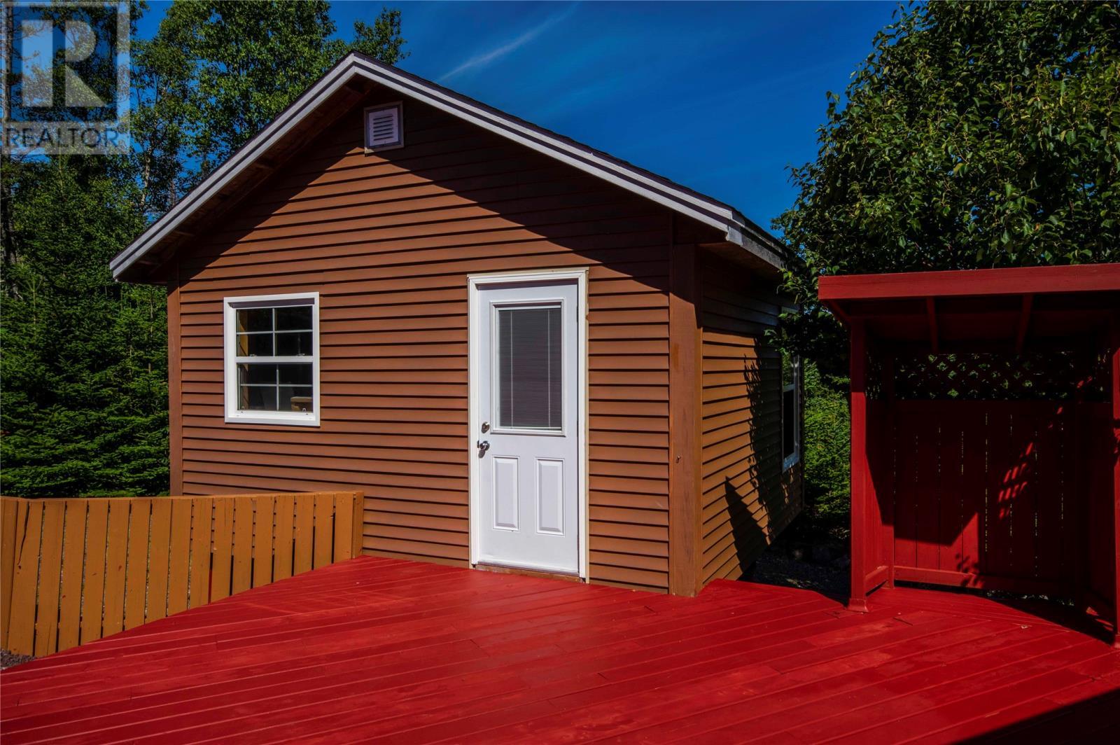 19 Burnt Point Road, Spread Eagle, NL - Outdoor With Exterior