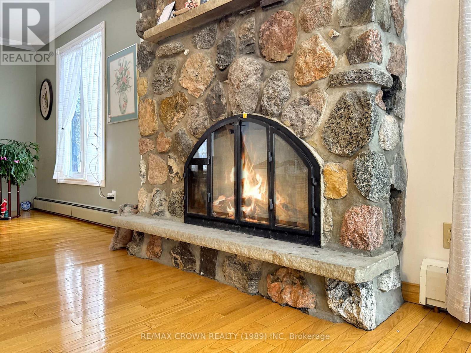 1501 West Street, Hearst, ON - Indoor With Fireplace